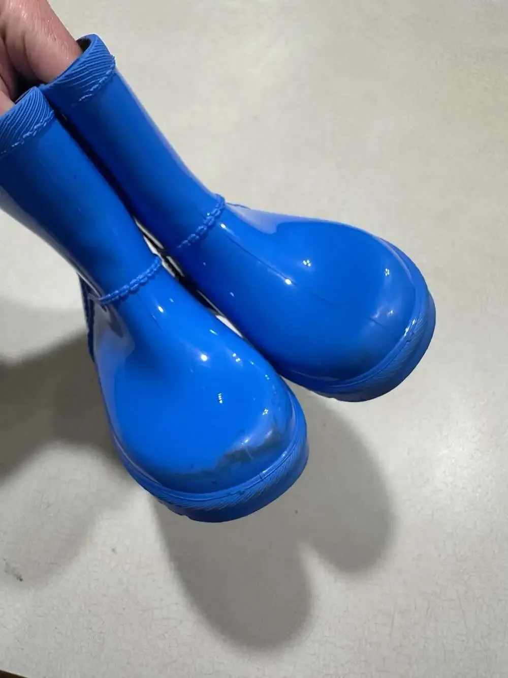UGG Kids T Rahjee Rain Boots – Size 8 Blue – Toddler/Little Kid